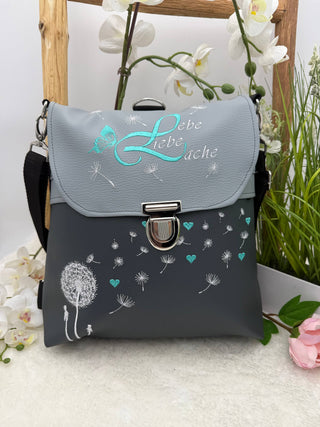 Lebe Liebe Lache mit Pusteblume